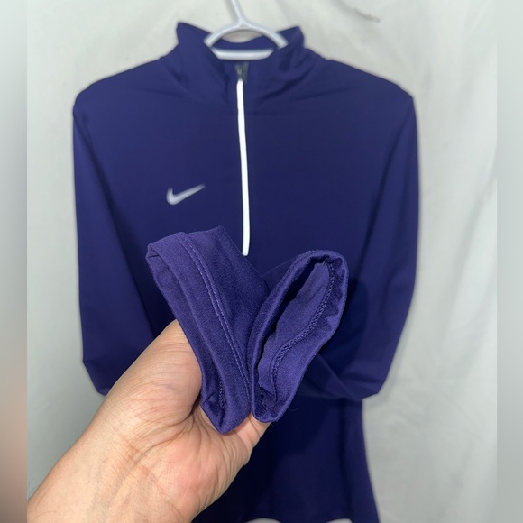 Nike Size M - Picture 4 of 8